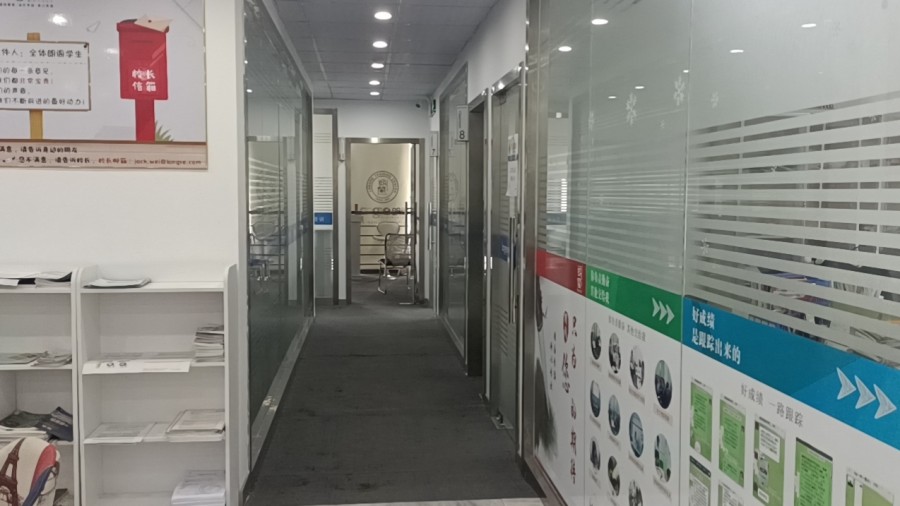 上海2026香港DSE集训营优选 朗阁封闭冲刺班课程体系